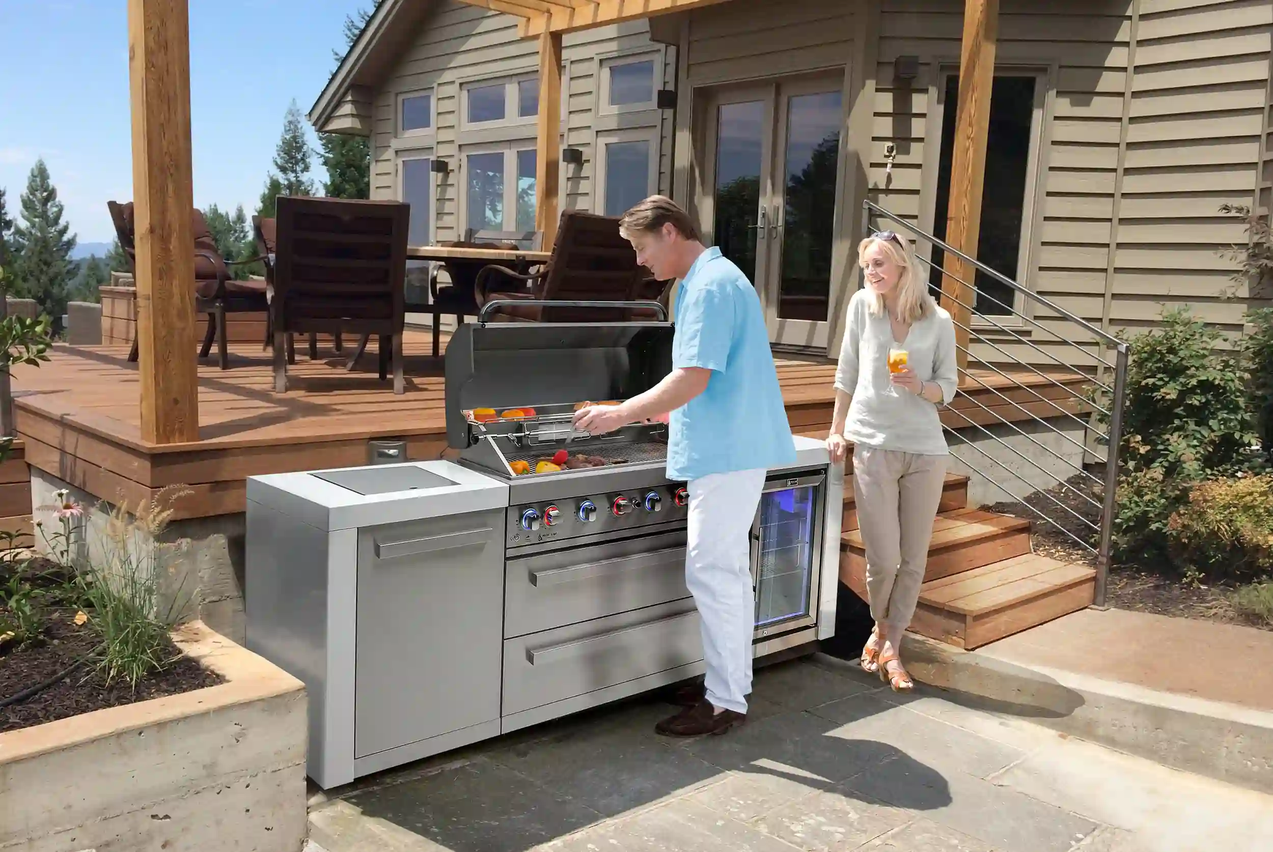 Best Appliances for Elevating Your Outdoor Kitchen Experience