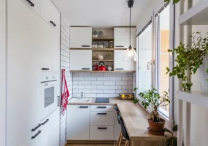 Maximizing Efficiency in Kitchen Remodeling for Small Spaces