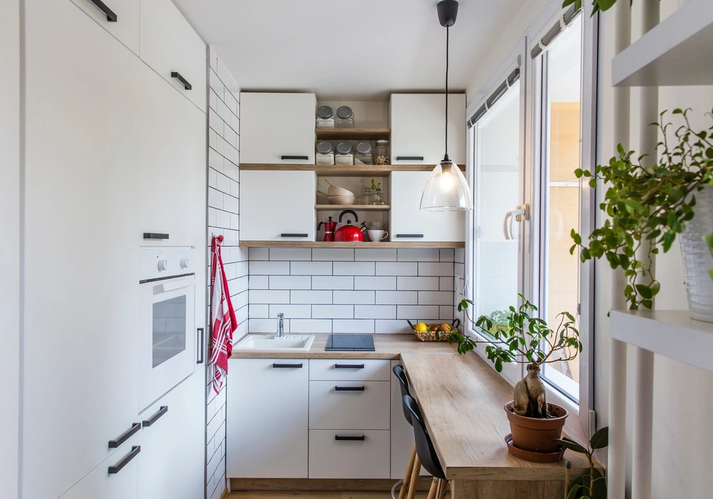 Maximizing Efficiency in Kitchen Remodeling for Small Spaces
